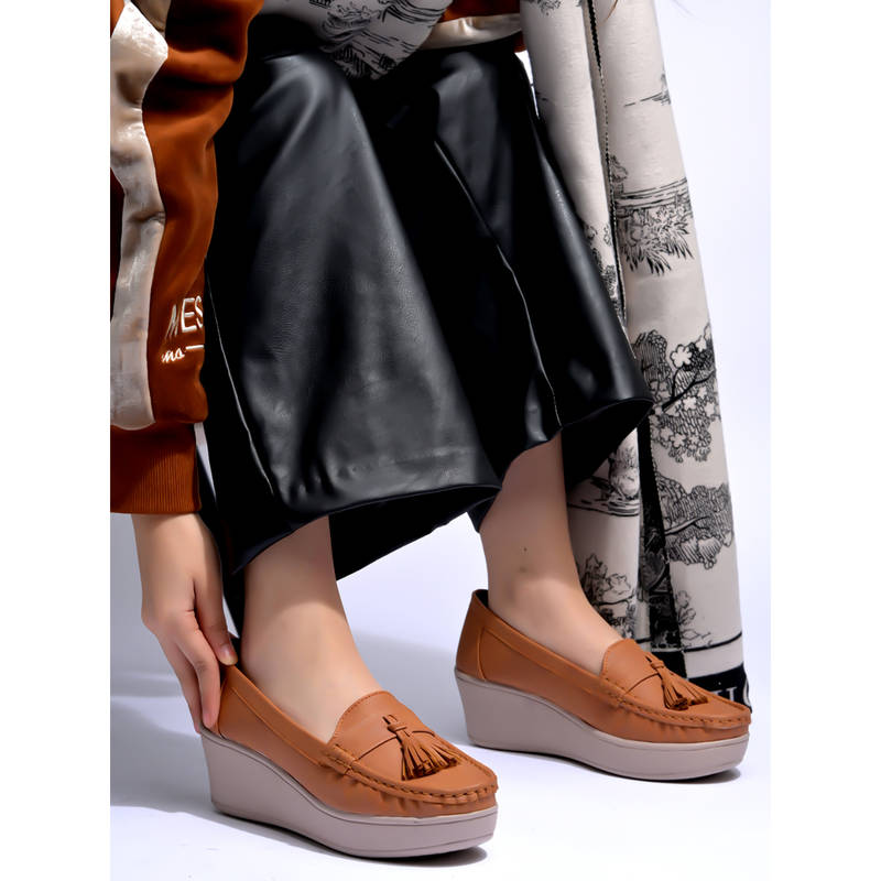 Shoetopia Women Smart Casual Tan Loafers (EURO 39)