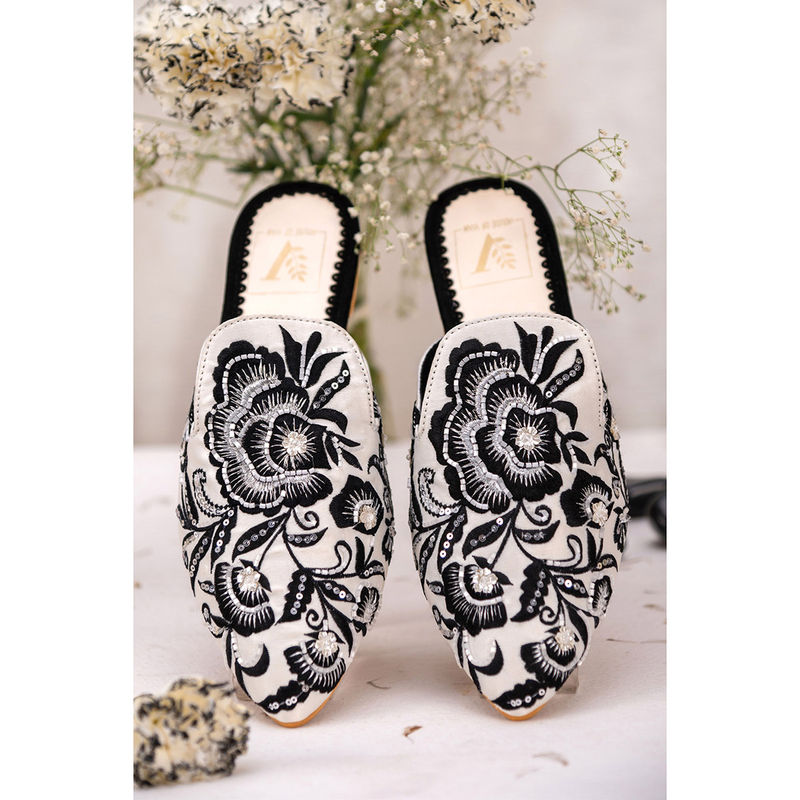 House of Vian Black Rose Embroidered Mule Flats (EURO 38)