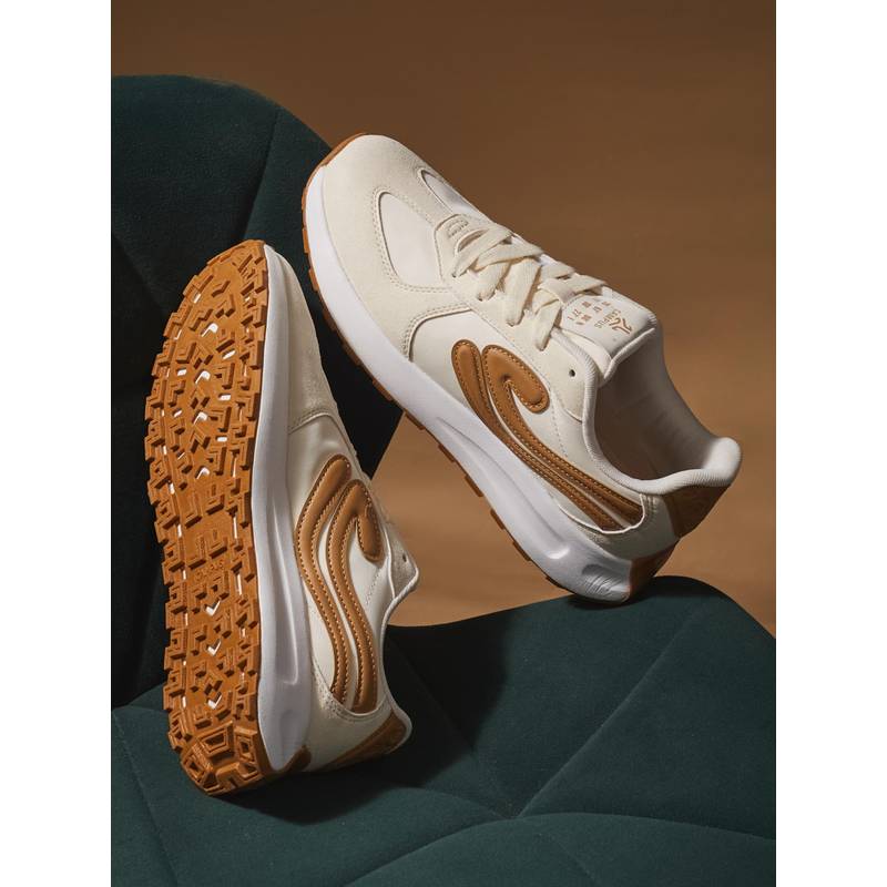Campus RELEM Cream Women Sneakers (UK 7)