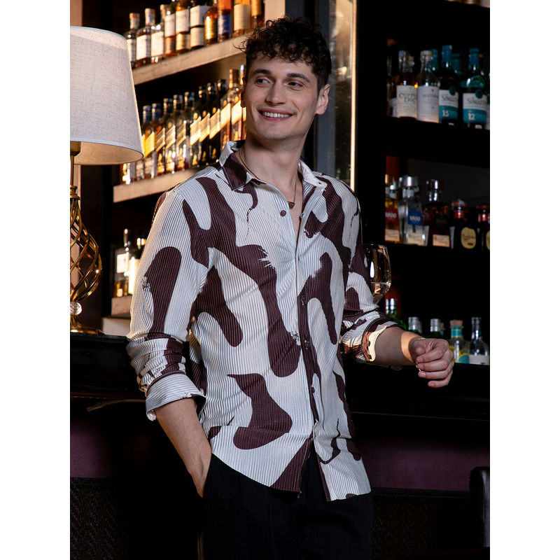 Campus Sutra Men Chocolate Brown & Daisy White Contour-Lines Pleated Shirt (S)