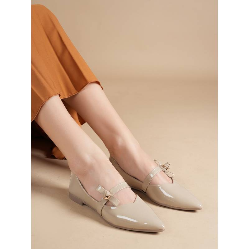 Drop Bold Beige Pointed Toe Ballerinas with Bows for Women (EURO 36)