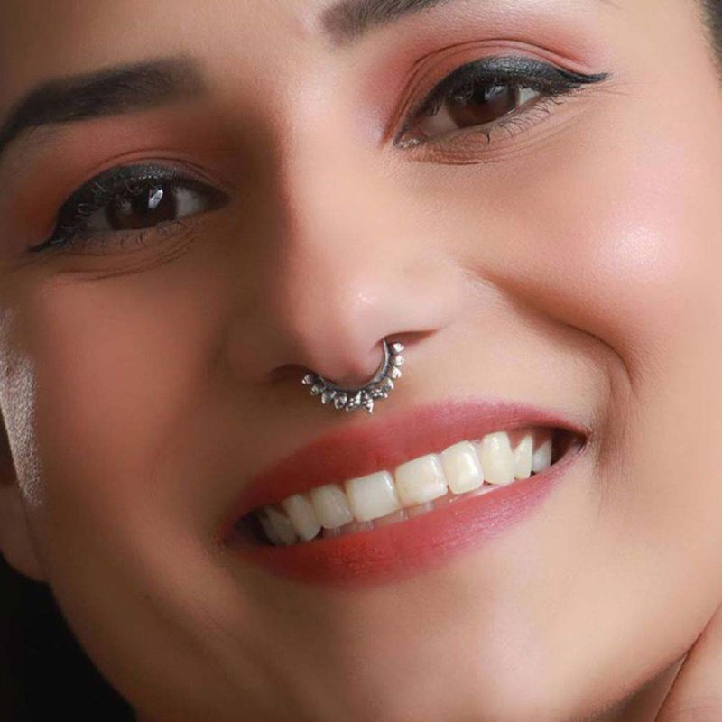 Serynow nose store septum ring