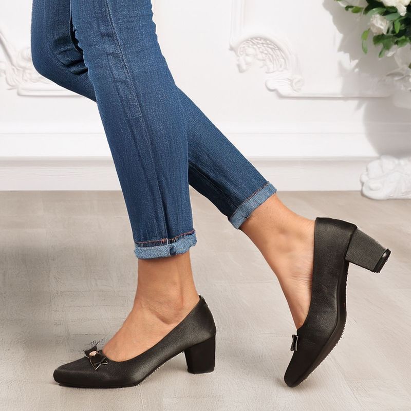 Iconics Women Black Velvet Bow Accent Pump Heels (EURO 36)