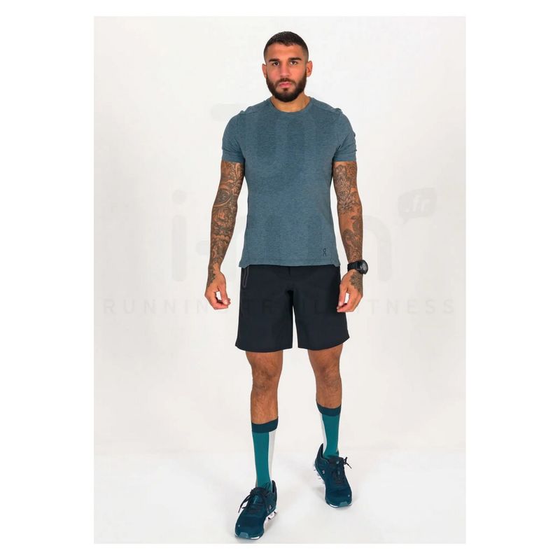 On Men Black Polyester Blend Sports Shorts (XL)