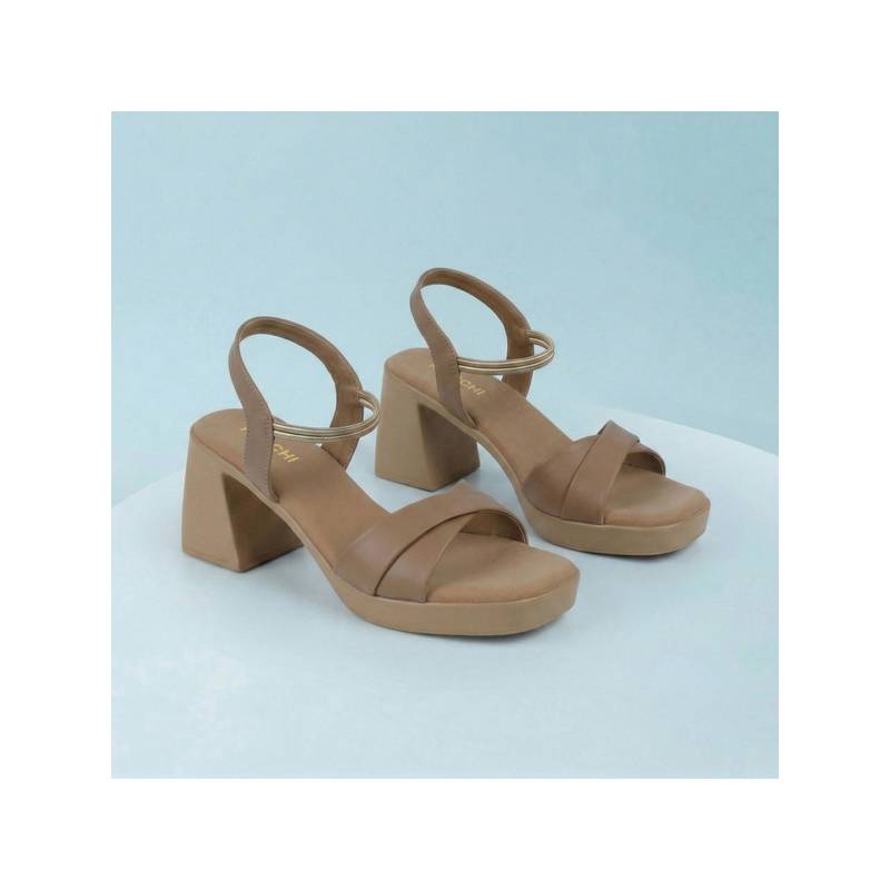 Mochi Women'S Beige Casual Block Heeled Sandals (UK 6)