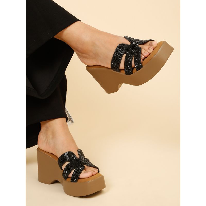 Flat n Heels Women Black Sandal Sandal (EURO 35)