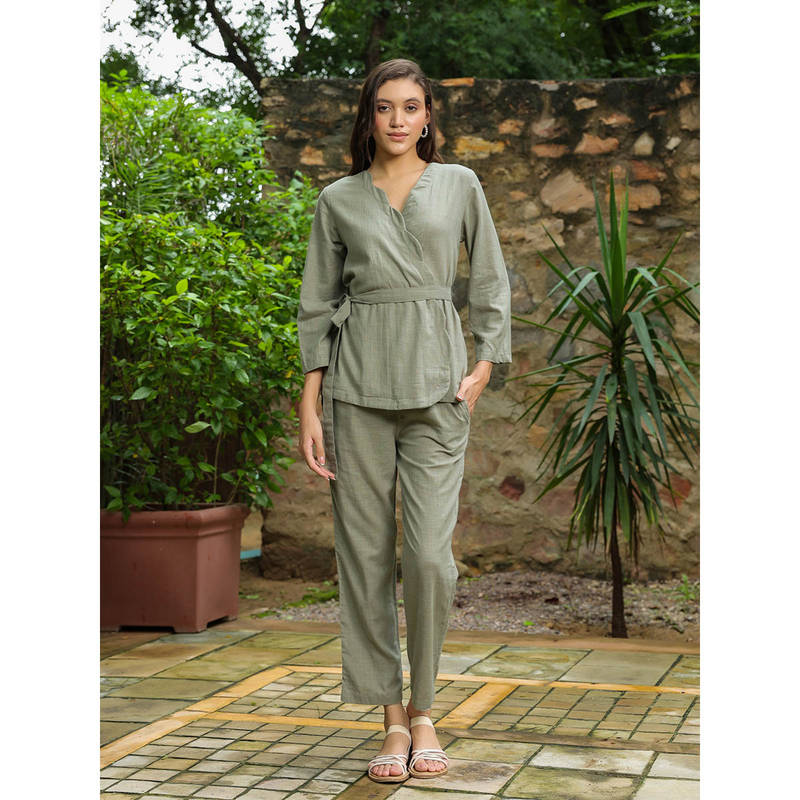 SANSKRUTIHOMES Olive Solid/Plain V-Neck Three Fourth Sleeves Night Top with Pyjama & Belt (3XL)