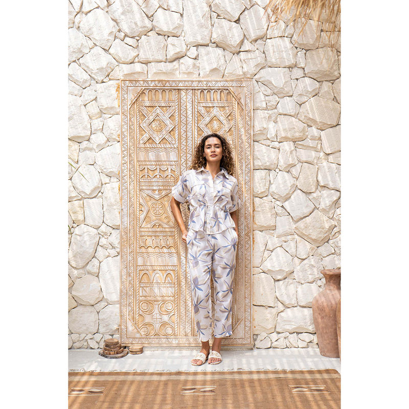 SAY White Floral Collar Neck Night Shirt with Pyjama (Set of 2) (S)
