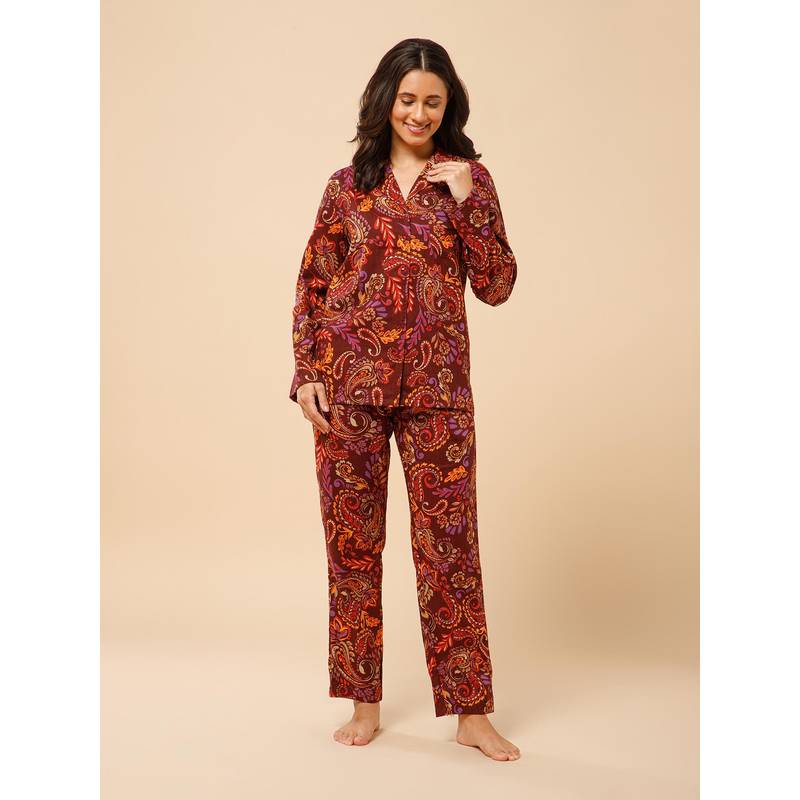 Drape In Vogue Paisley Printed Nightsuit (L)