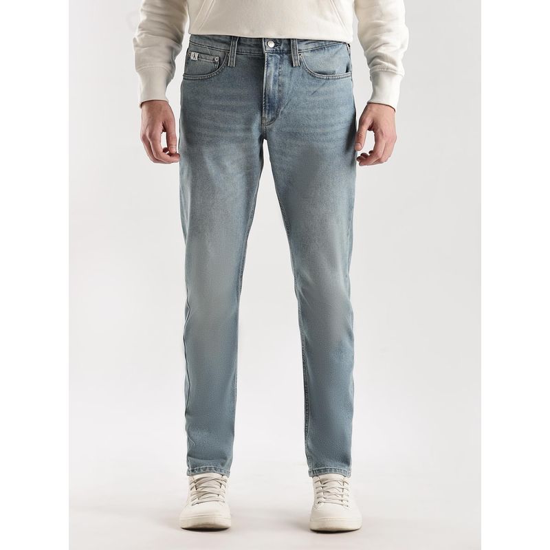 Calvin Klein Light Wash Slim Fit Mid Rise Blue Jeans (30)