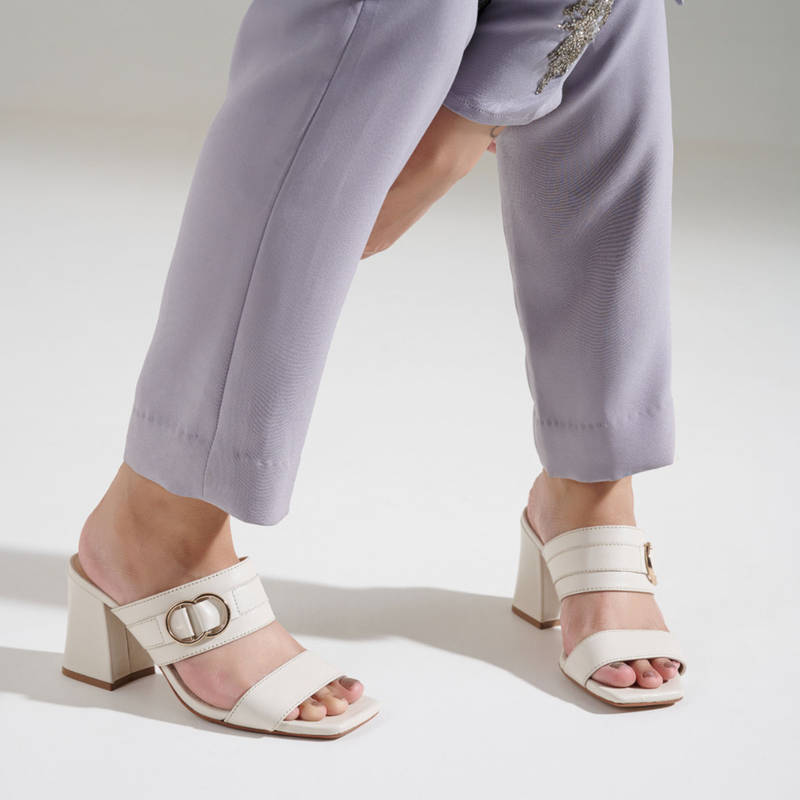 MIORAH White Leather Sandal Heels (EURO 36)