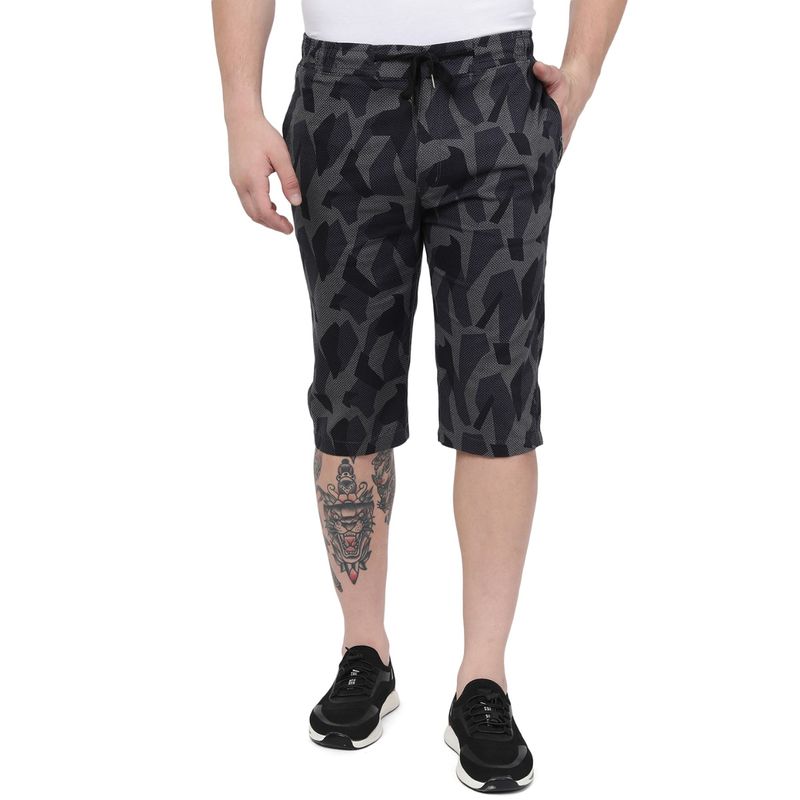 JadeBlue Men Grey Camo Cotton Slim Fit Capri Shorts (44)
