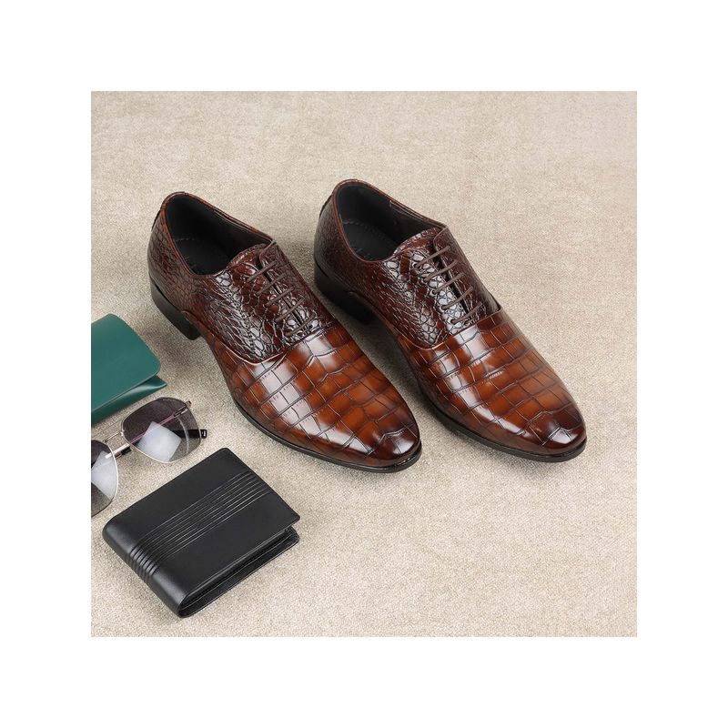 Metro Men Brown Lace Up Formal Oxfords (EURO 40)