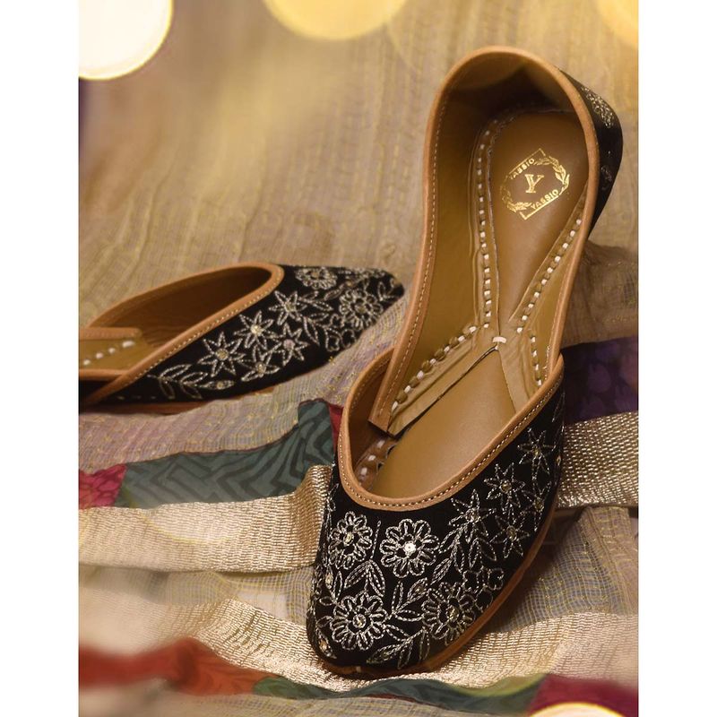YASSIO Aya Jutti Luxurious Comfort in Black Velvet and Floral Embroidery (EURO 36)