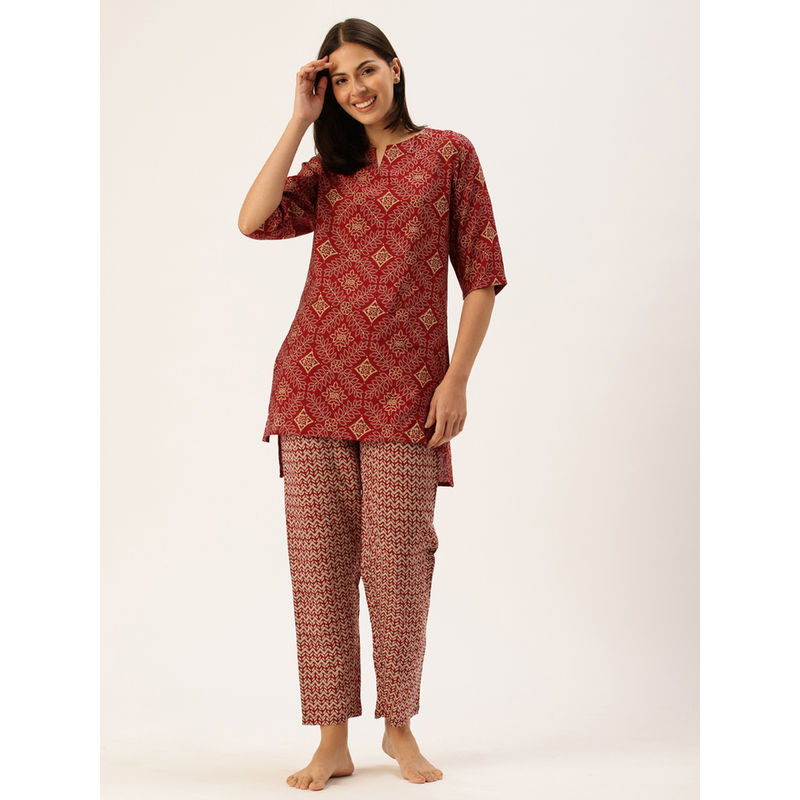 Clt.s Women Maroon Printed Kurta and Pyjama (Set of 2) (M)