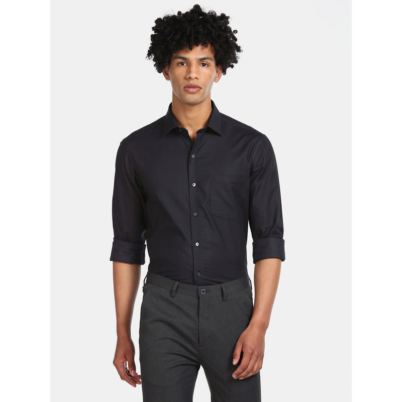 Arrow Men Black Mitered Cuff French Placket Solid Formal Shirt (40)