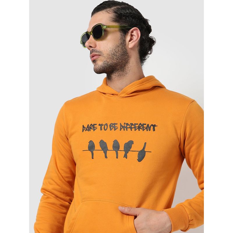 Campus Sutra Men Graphic Print Hooded Sweatshirt (S)