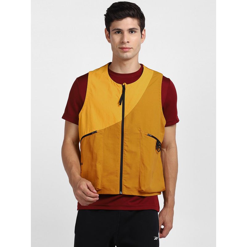 Reebok Ts Road Trip Vest Beige Training Jackets (2XL)