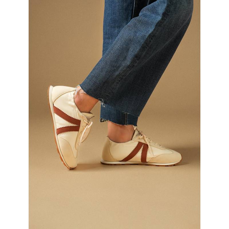 Theater Women Fuji Cream Lace-Up Canvas Shoes (EURO 37)