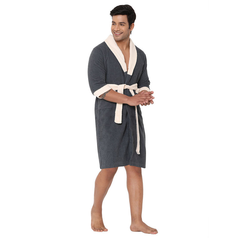Spaces Cotton Bath Robe Light Weight Smart Color High Absorbency Quick To Dry (L)