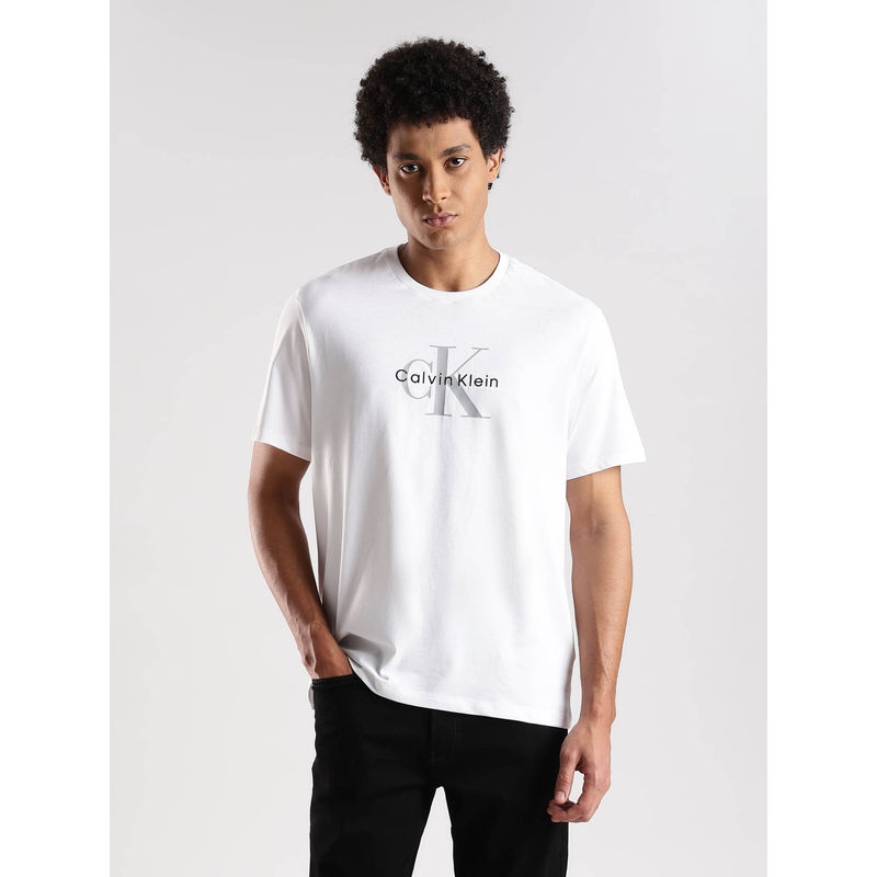 Calvin Klein Printed Relaxed Fit White Cotton T-Shirt (M)