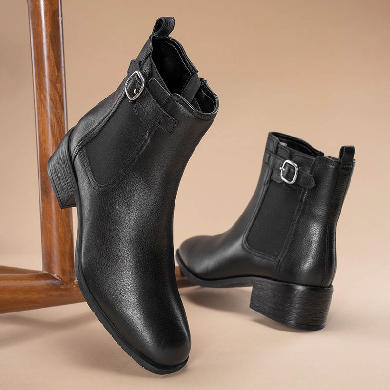 Red Tape Women Black Boots (UK 6)