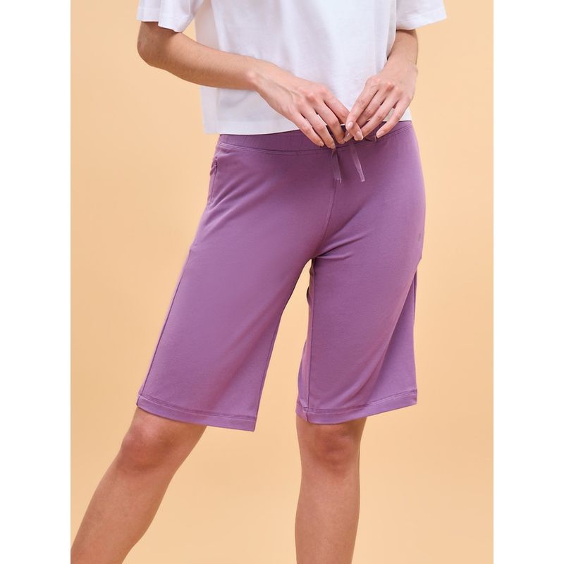 Enamor Essentials Womens E044-Mid Rise Slim Fit Knee Length City Shorts (S)