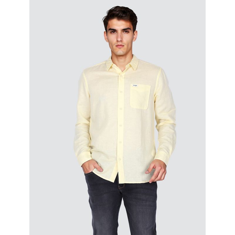 Wrangler Men's Solid Yellow Regular Fit Shirt (M)