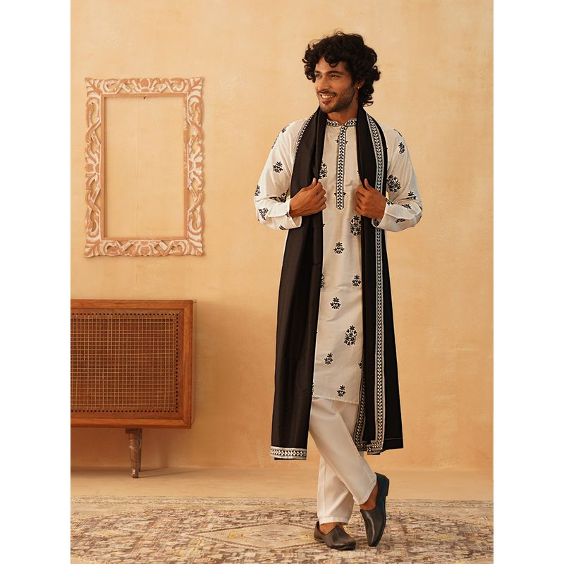 Jompers Men White-Black Floral Embroidered Kurta with Pyjama and Dupatta (XL)