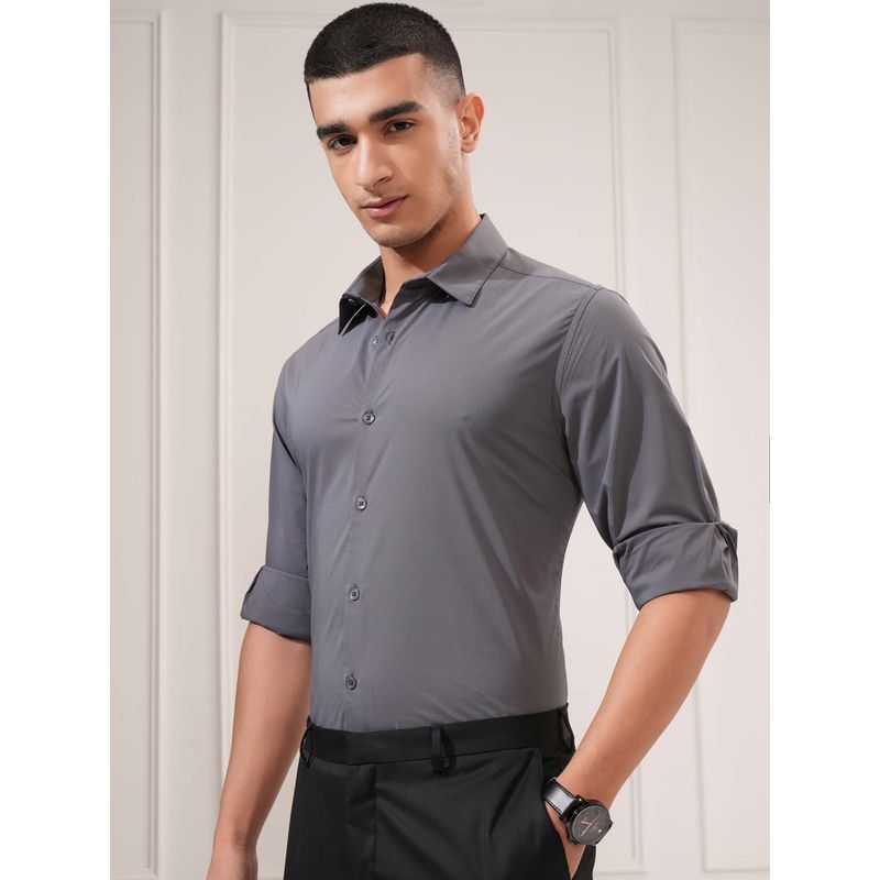 HIGHLANDER Men Grey Dusty Solid Slim Fit Shirt (M)