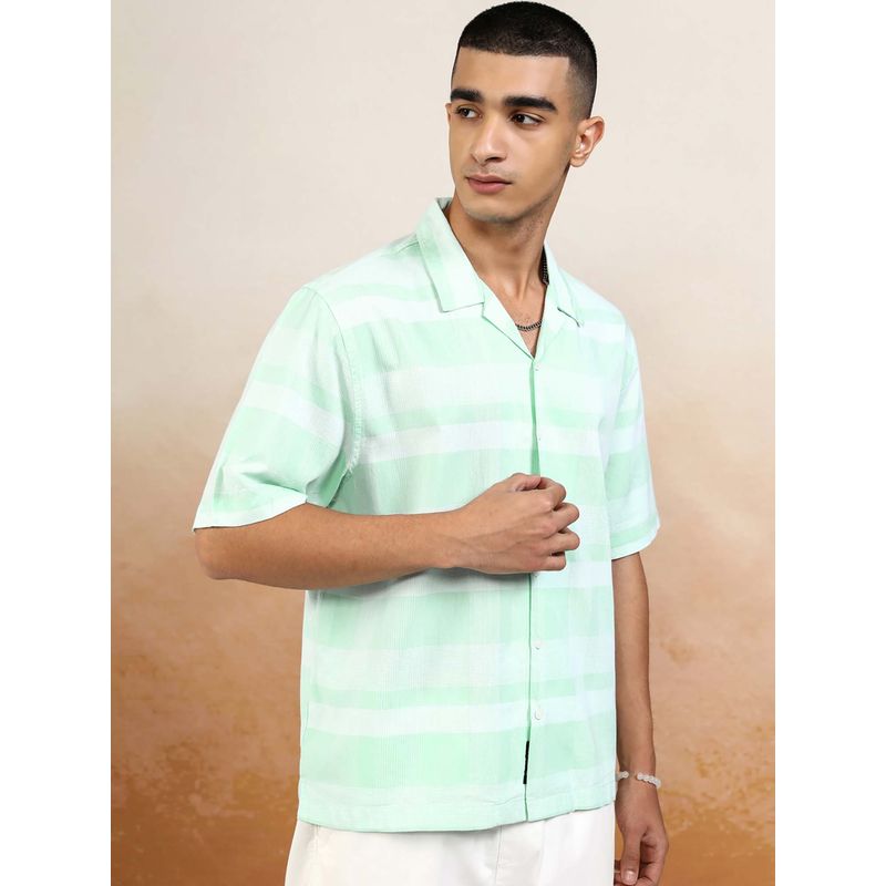 HIGHLANDER Men Green Checks Cuban Collar Boxy Shirt (M)