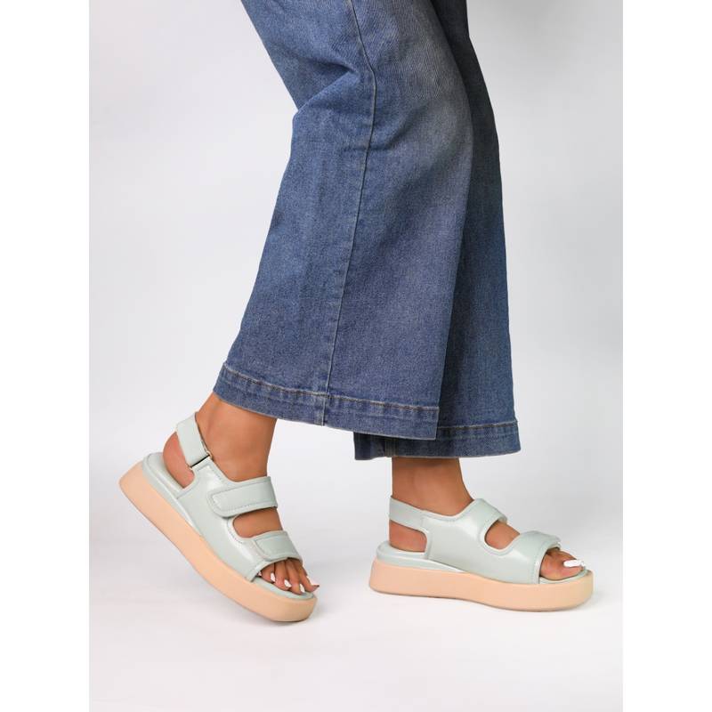 Monrow Eudora Green Flatform Sandals (EURO 39)