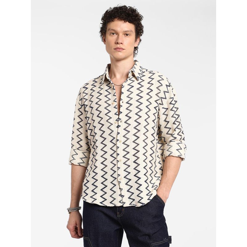 Campus Sutra Men's Cream White Zig-Zag Knit Shirt (S)