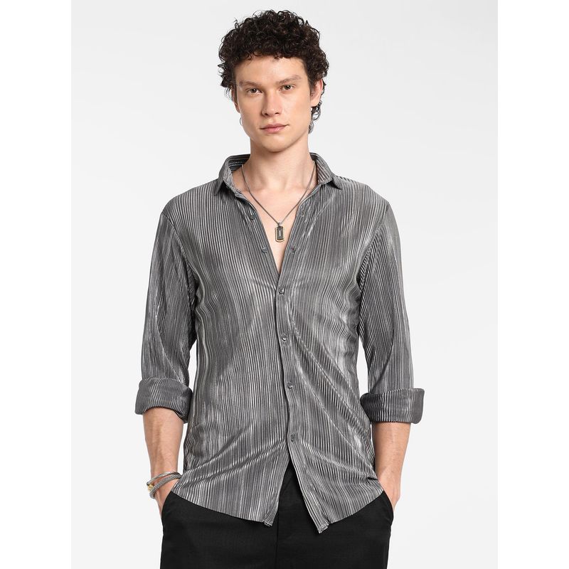 Campus Sutra Men's Icy Blue and Metallic Silver Pleat-Creased Shirt (L)