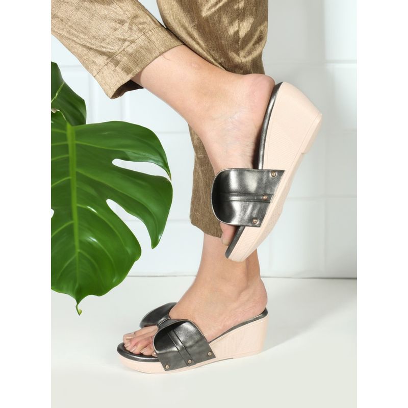 Iconics Women Fashionable Grey Comfortable Heels (EURO 36)