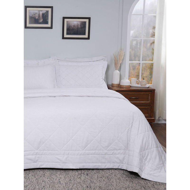 Maspar White Summer Ac Room Cotton Bed Soild Quilt (Single)