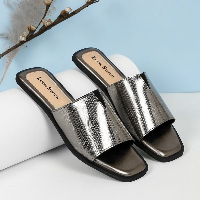 Louis Stitch Women Metallic Grey Open Toe Flats (UK 5)