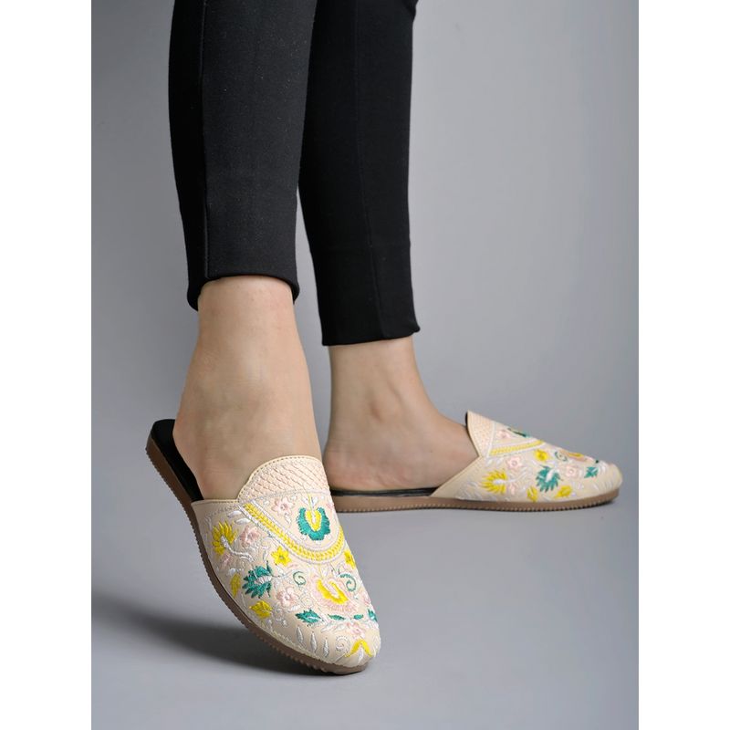Shoetopia Embroidered Detailed Cream Flat Mules for Women & Grils (EURO 41)