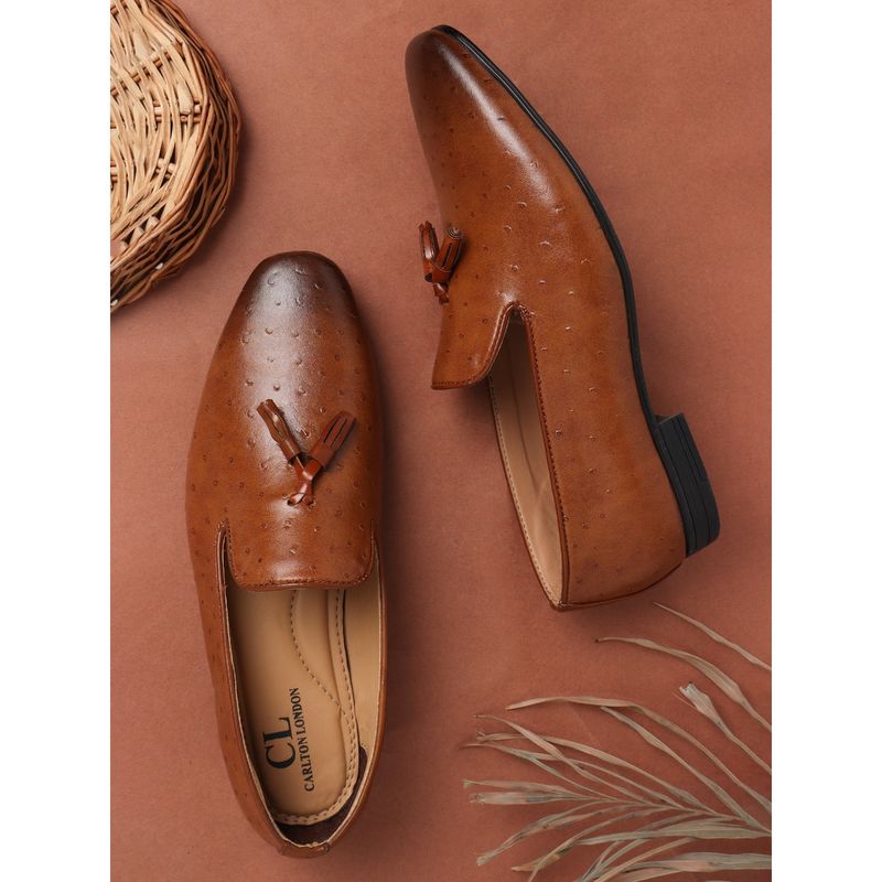 Buy Carlton London Men Brown Textured Casual Shoes Online