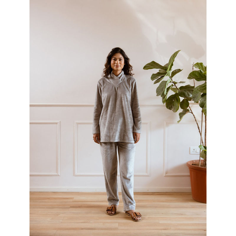 FEATHERS CLOSET Cross Neck Super Soft Grey Top with Pant (Set of 2) (S/M)