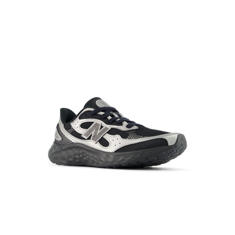 New Balance Men MARISTE4 Black Running Shoes (UK 10)