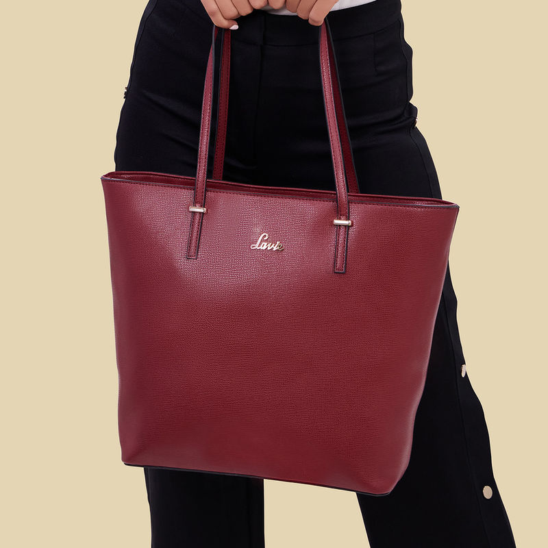 Lavie caprese handbags store