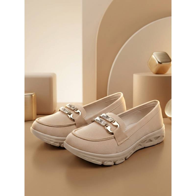 EZOK Jivevibe Women Beige Loafers (EURO 36)