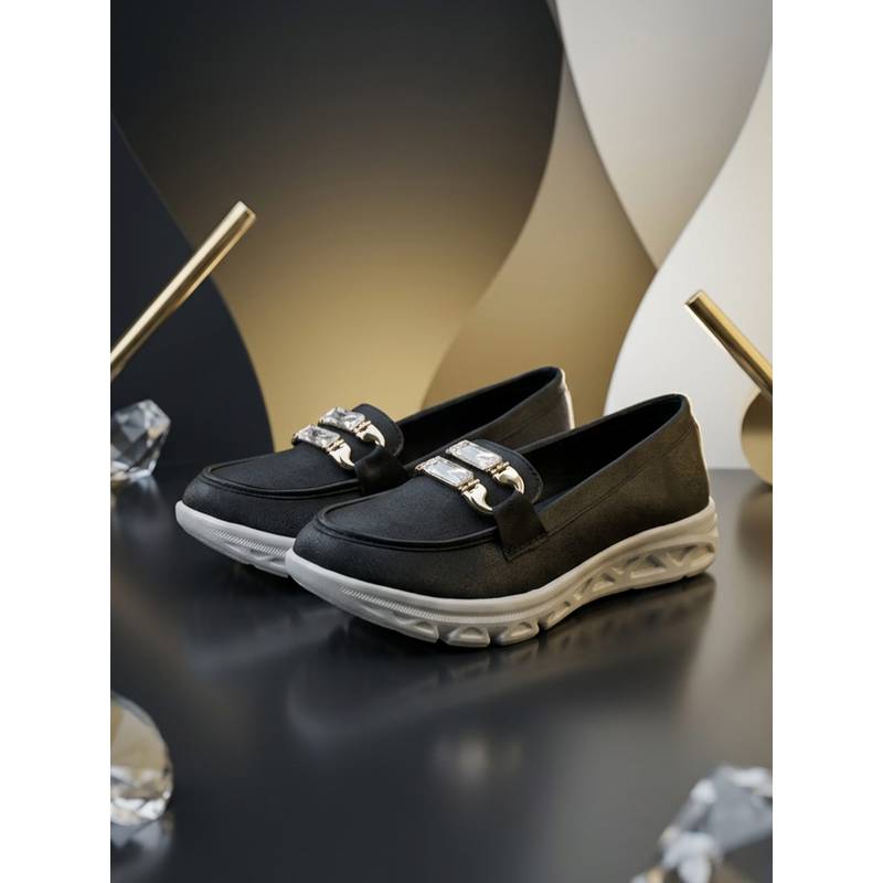 EZOK Jivevibe Women Black Loafers (EURO 36)