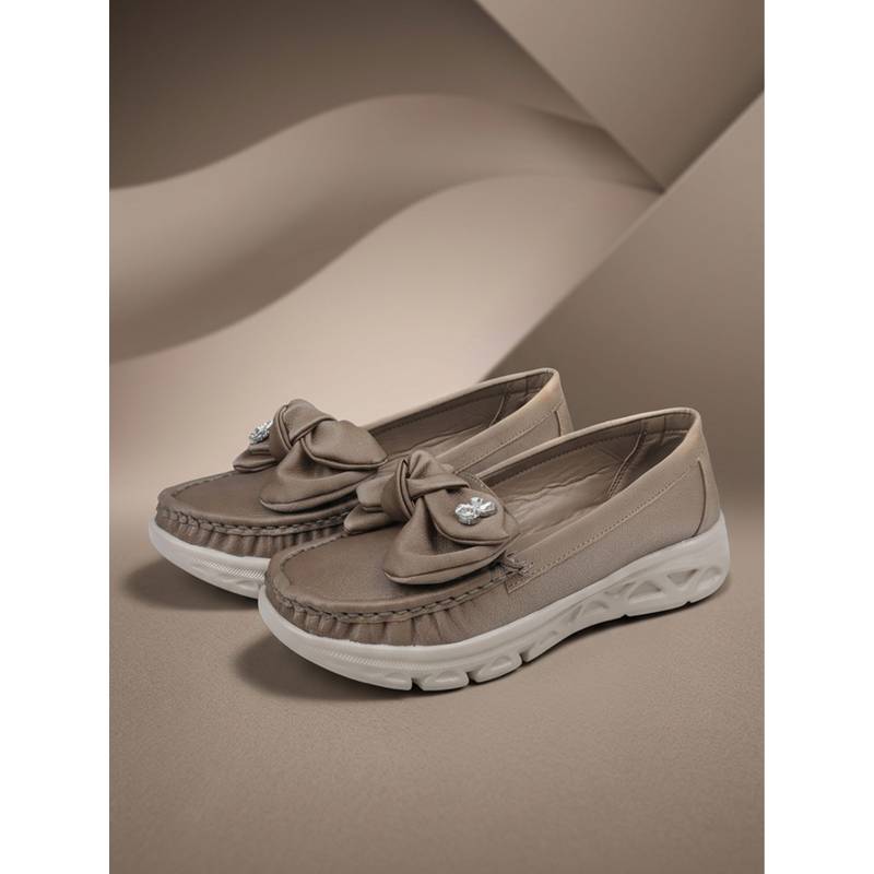 EZOK Jivevibe Women Grey Loafers (EURO 36)
