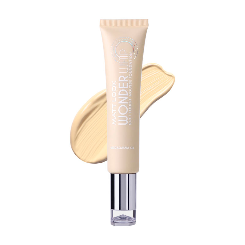 Matt look Wonder Whip Soft Touch Mousse Foundation - Natural