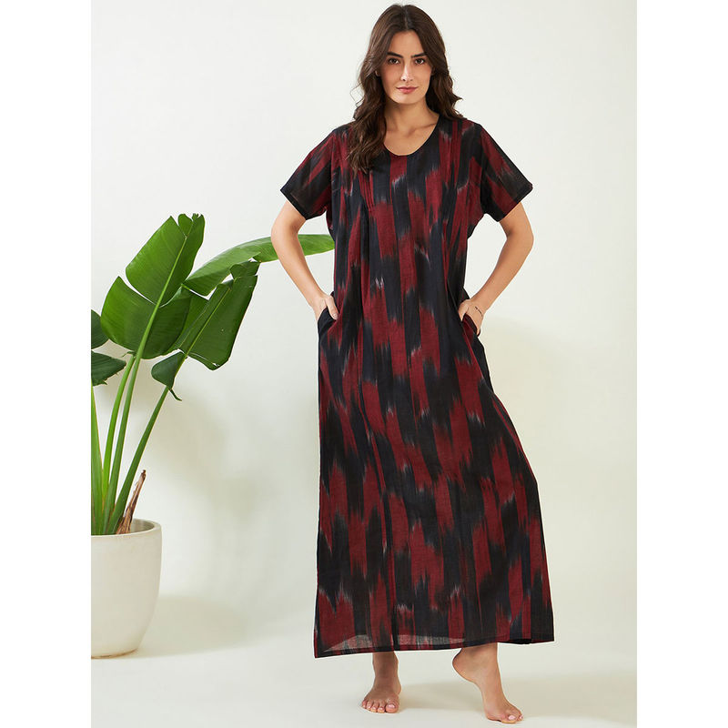 The Kaftan Company Black and Red Handloom Ikat Cotton Nightdress (XL)