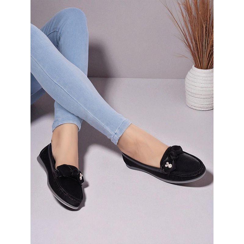 Truffle Collection Black Solid Casual Loafers (UK 3)