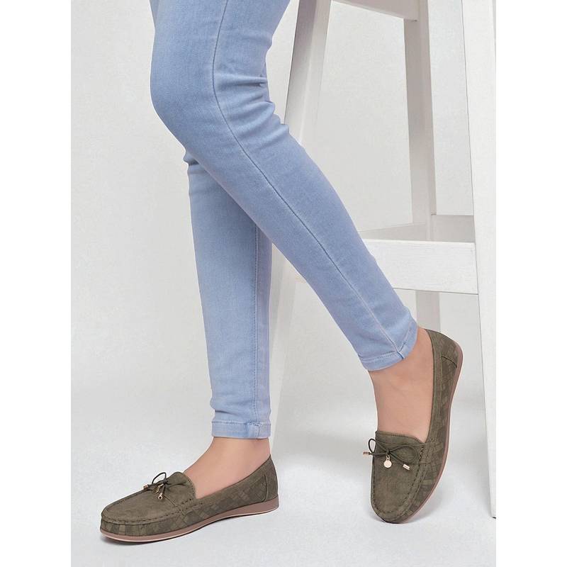 Truffle Collection Green Solid Casual Moccasins (UK 3)