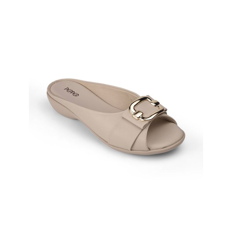 PEPPER Women Ivory Sandals (EURO 40)
